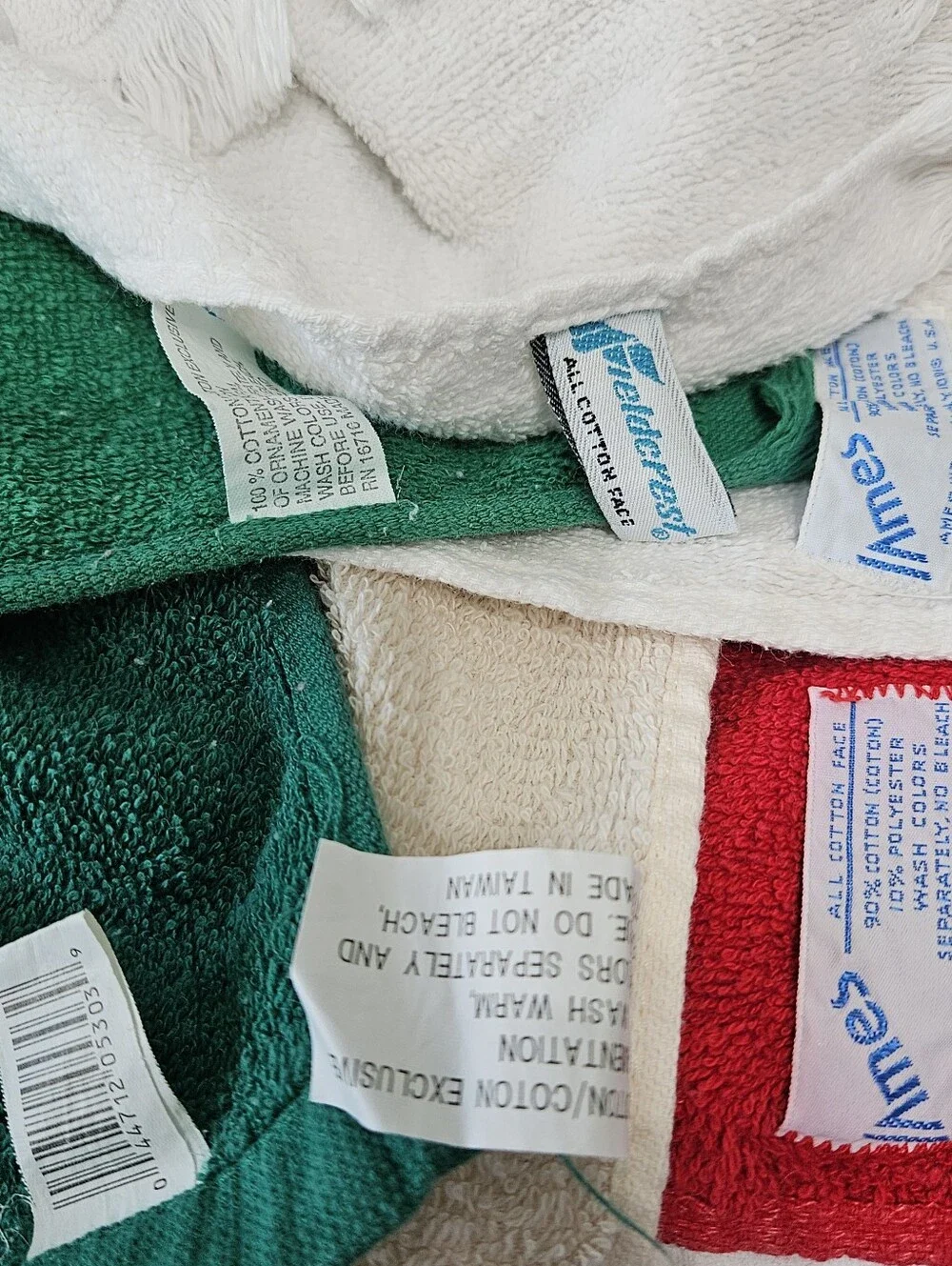 16 Christmas Themed Small Kitchen Bathroom Hand Towels with Various Embroidered